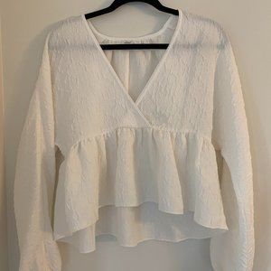 Wilfred (Aritzia) Peplum Cropped Blouse in Cream